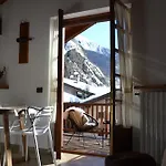Chalet Mont Blanc De Courmayeur